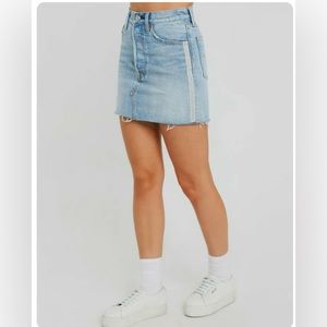 Levi’s skirt